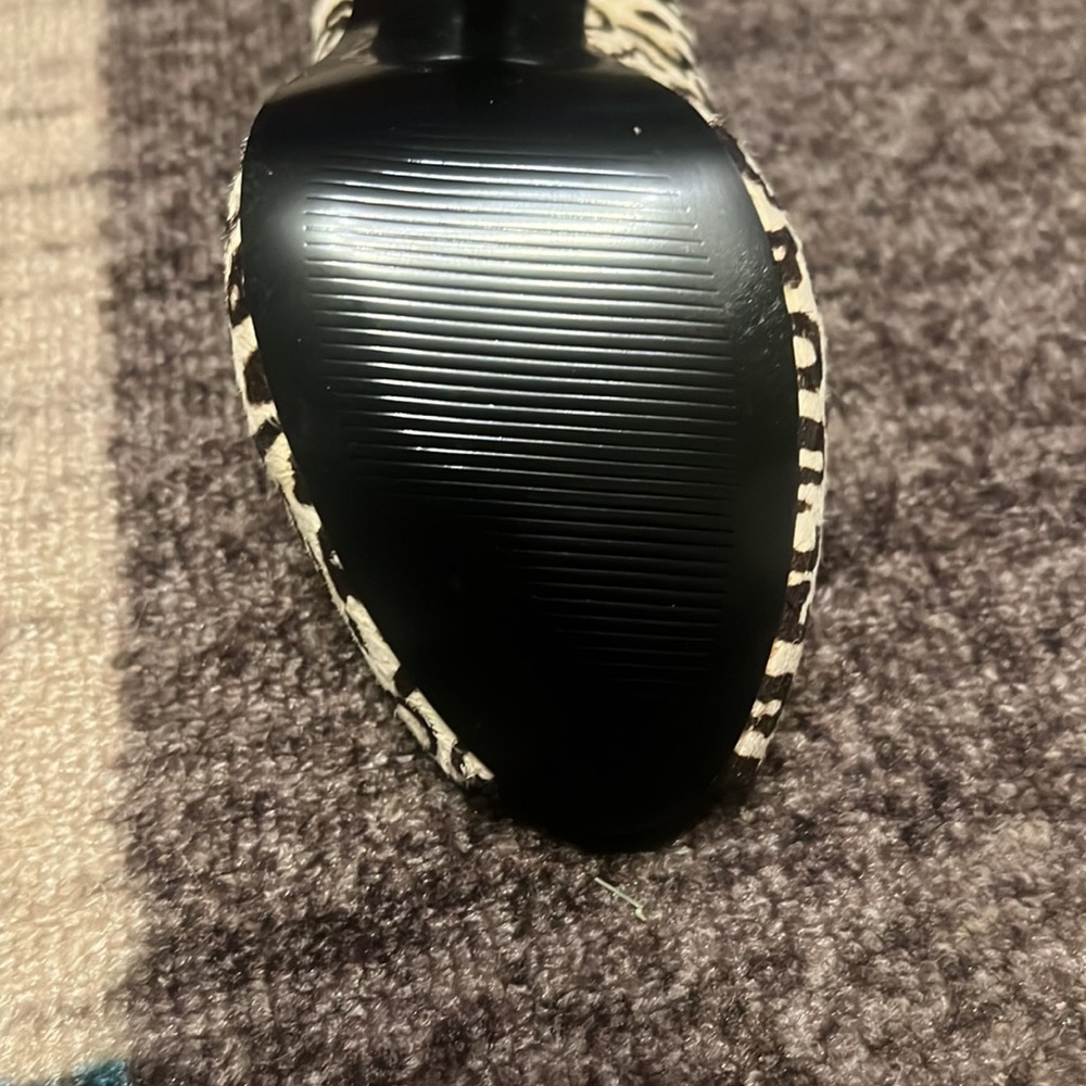 GUESS Animal Print High heels Size 7 - Picture 5 of 6